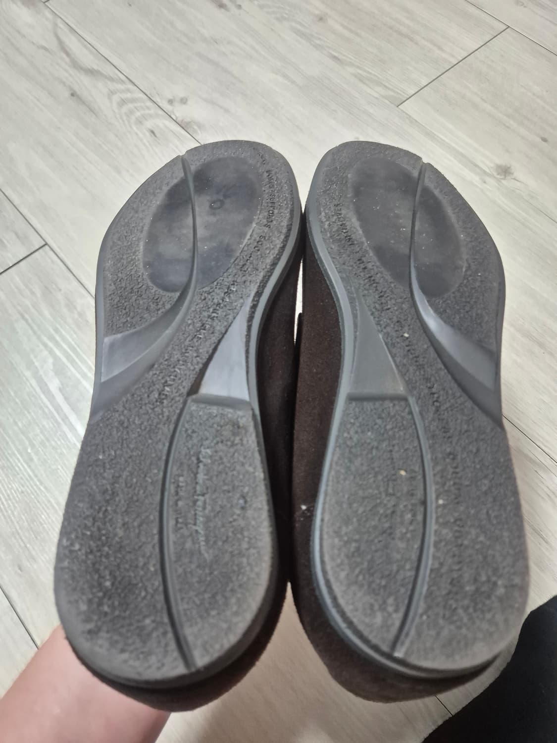 페라가모 월드 브라운 스웨이드 로퍼 8.5 265 상품이미지3