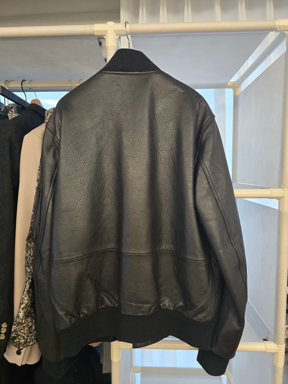 알렉산더 맥퀸 블랙 레더 ma-1 블루종 50 사이즈 상품이미지2