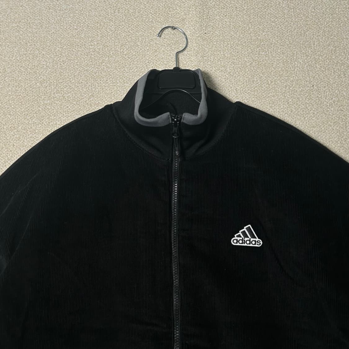 (L) 아디다스 코듀로이 블랙 점퍼 상품이미지4
