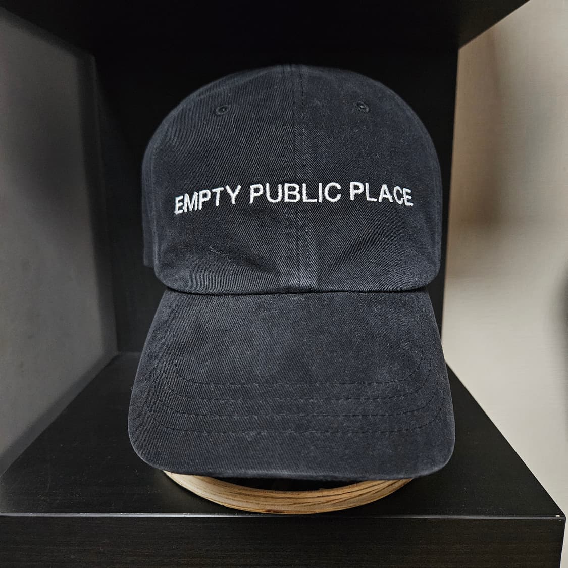 브라운야드 x EPP 엠티 퍼블릭 플레이스 볼캡 상품이미지1