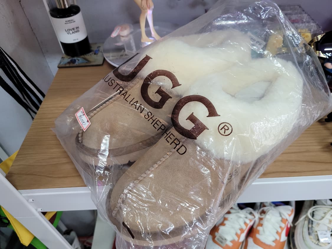 UGG 어그 오스트레일리안 쉐퍼드 털 단화 (새상품) 상품이미지1