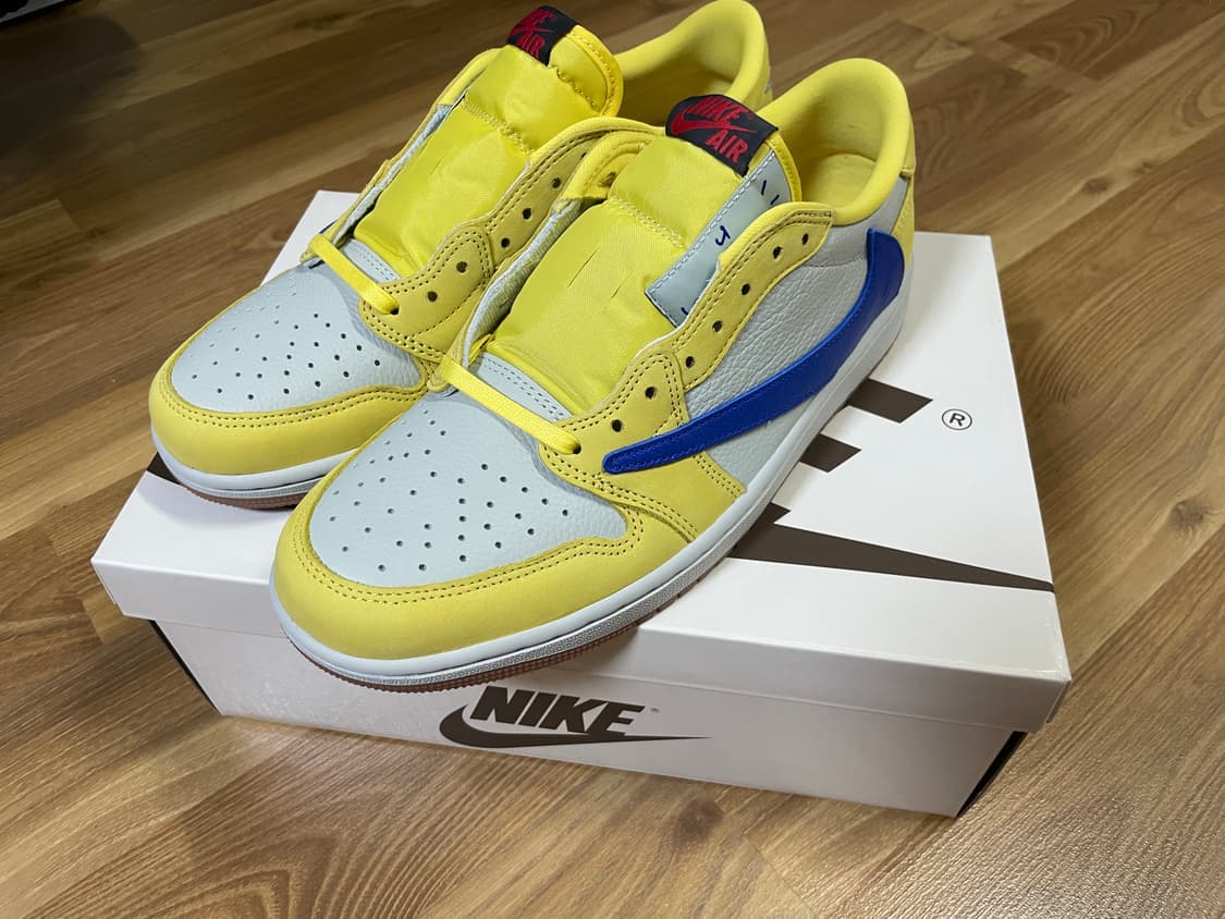 조던1  트래비스 스캇 카나리 상품이미지1