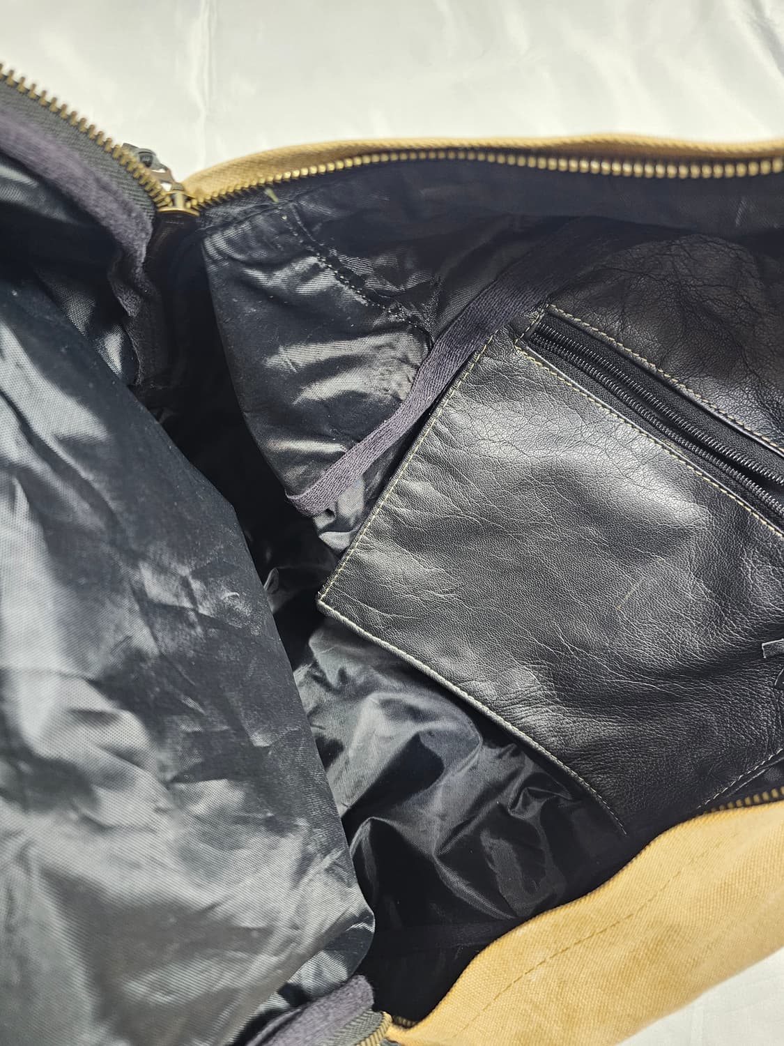 칼하트리폼백팩 상품이미지6