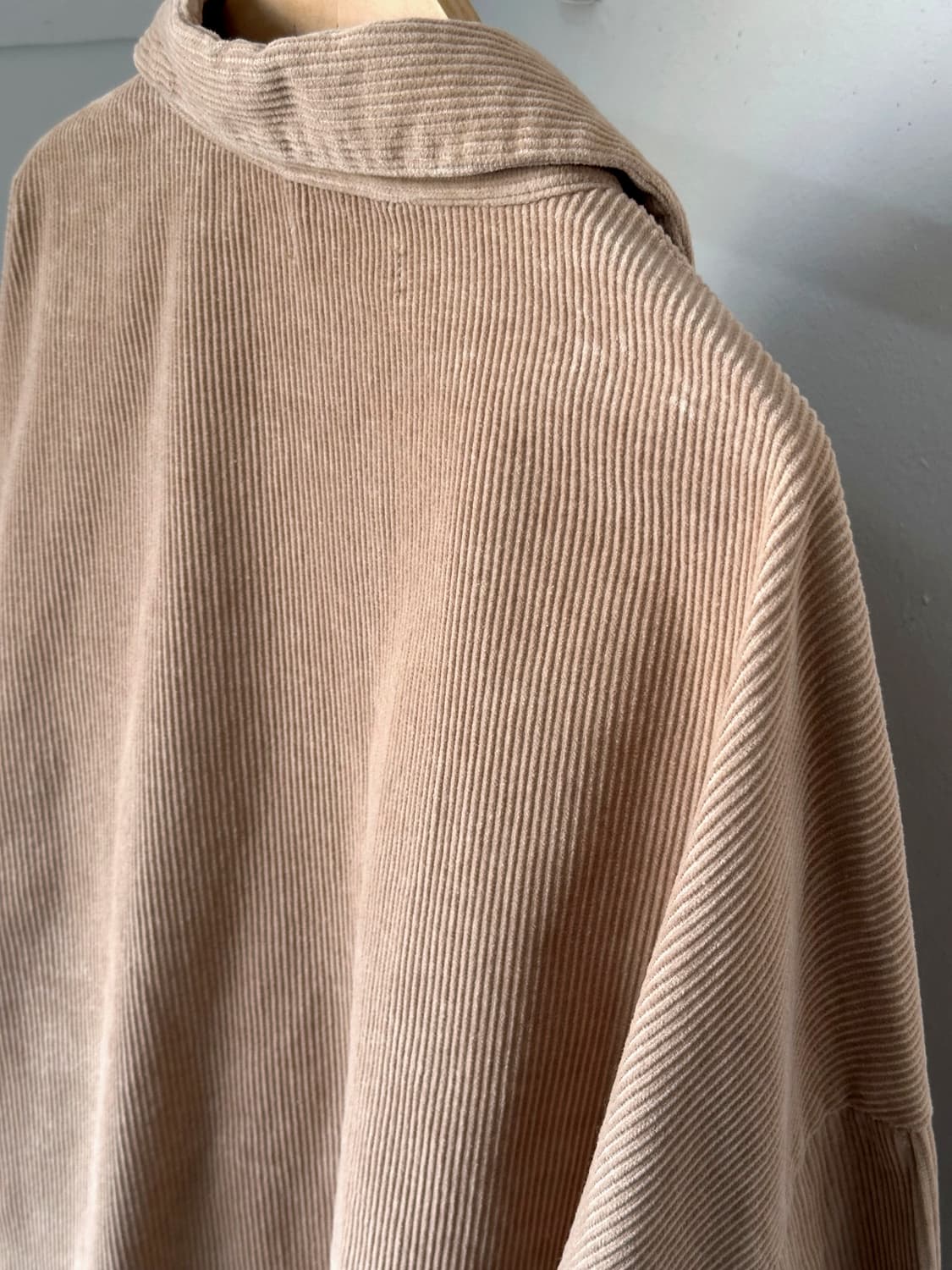 Cord design wide silhouette L/S shirt 상품이미지5