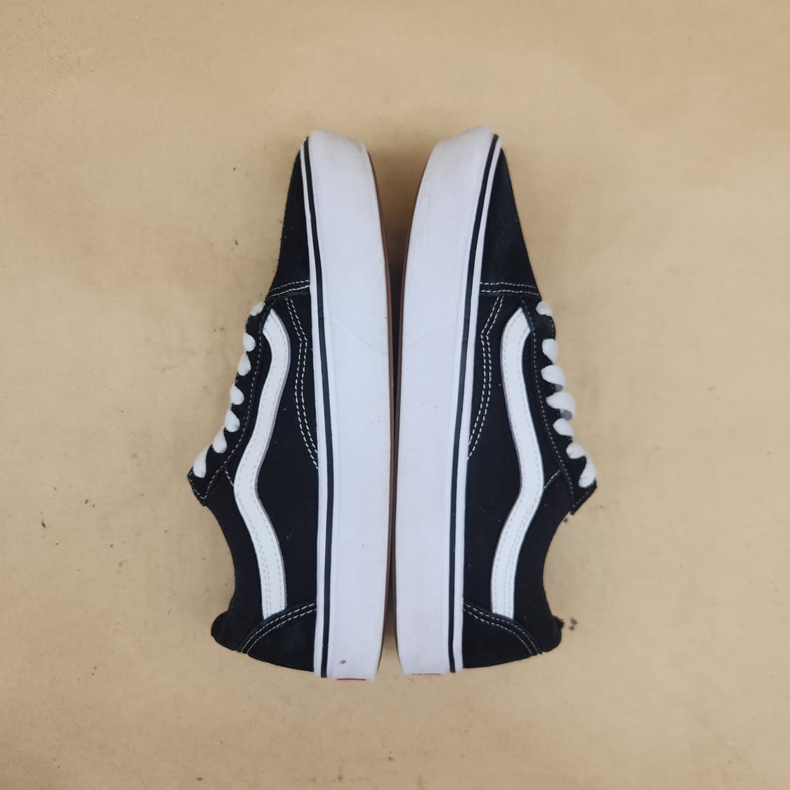 반스 컴피쿠시 여성스니커즈235 상품이미지5