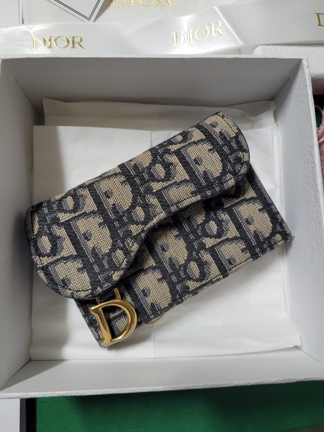 디올 오블리크 새들플랩 카드지갑 상품이미지2