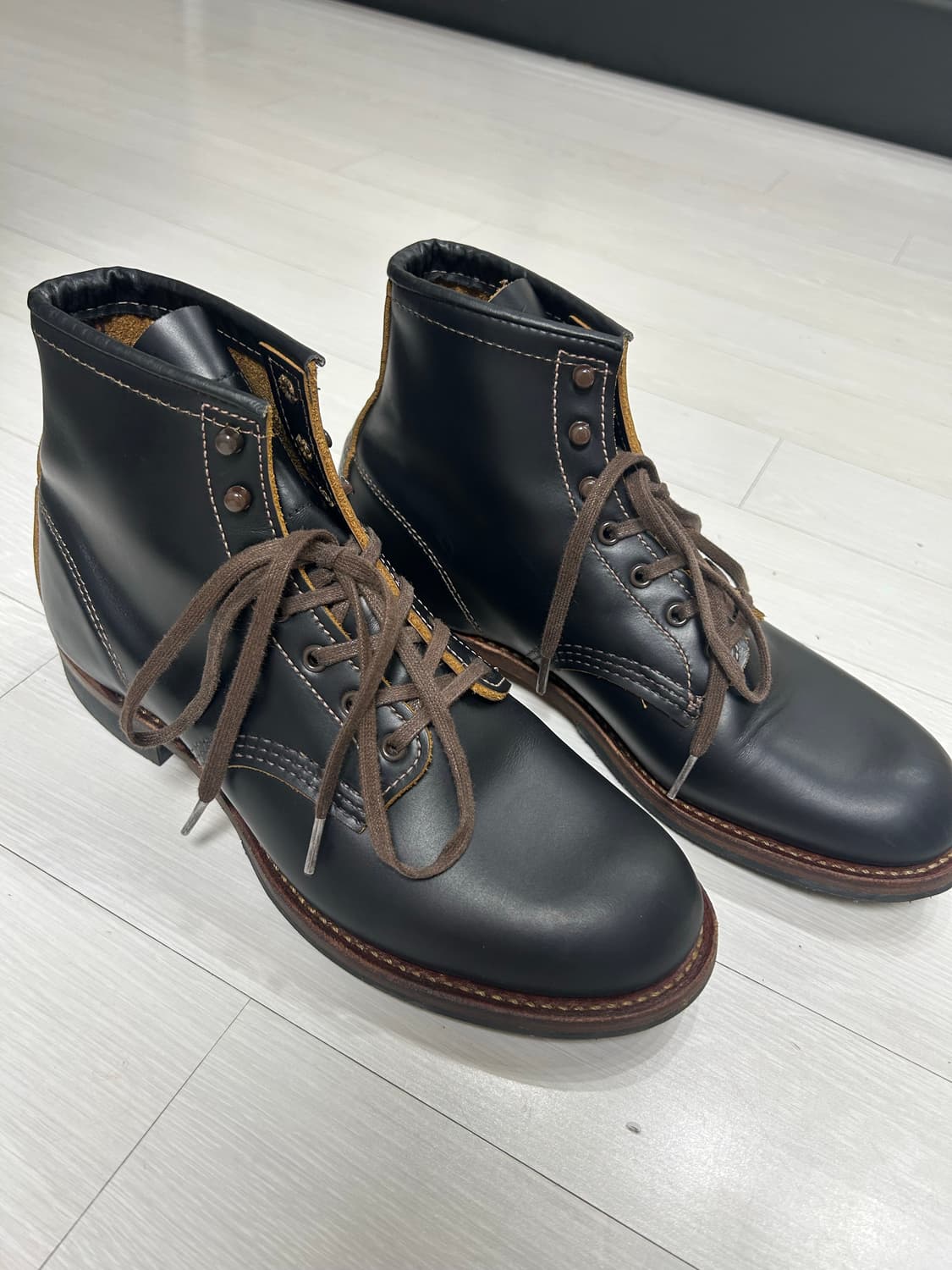 레드윙 벡맨 9060 8d 260사이즈 상품이미지3