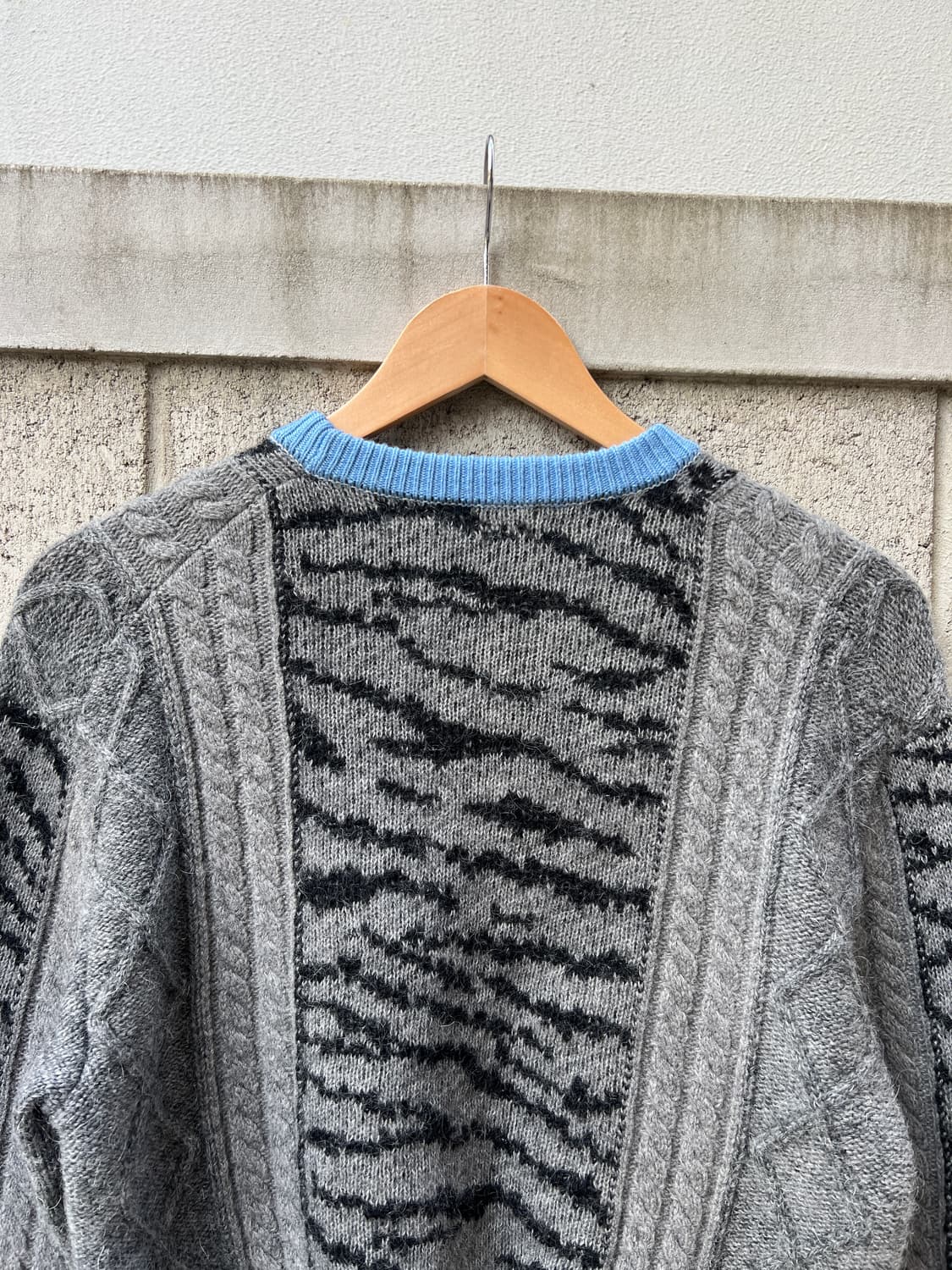 TOGA PULLA ZEBRA CROP SWEATER 토가풀라스웨터 상품이미지8