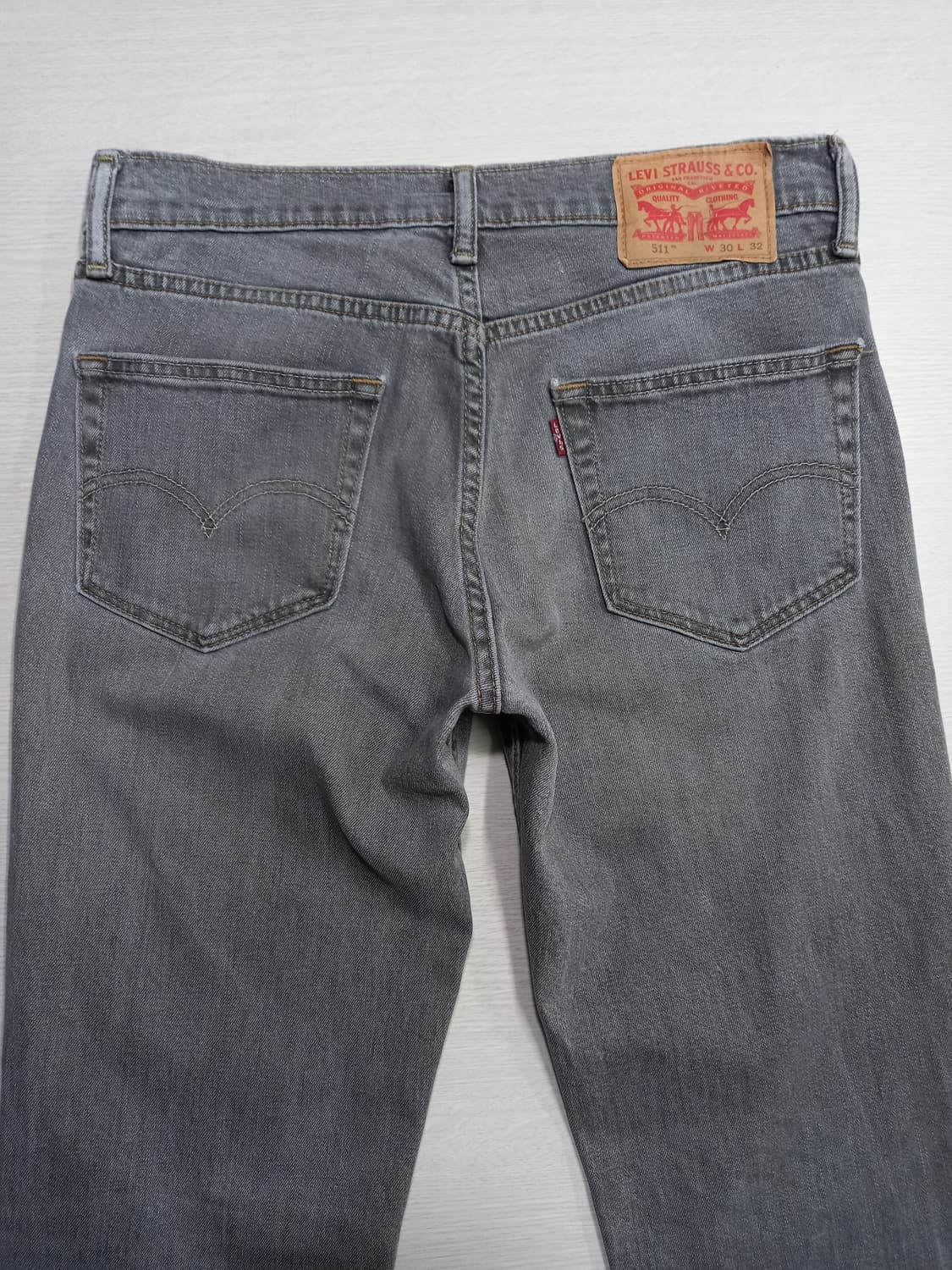 30 리바이스511 워싱 스판 슬림일자진 다크그레이 30-136 상품이미지4