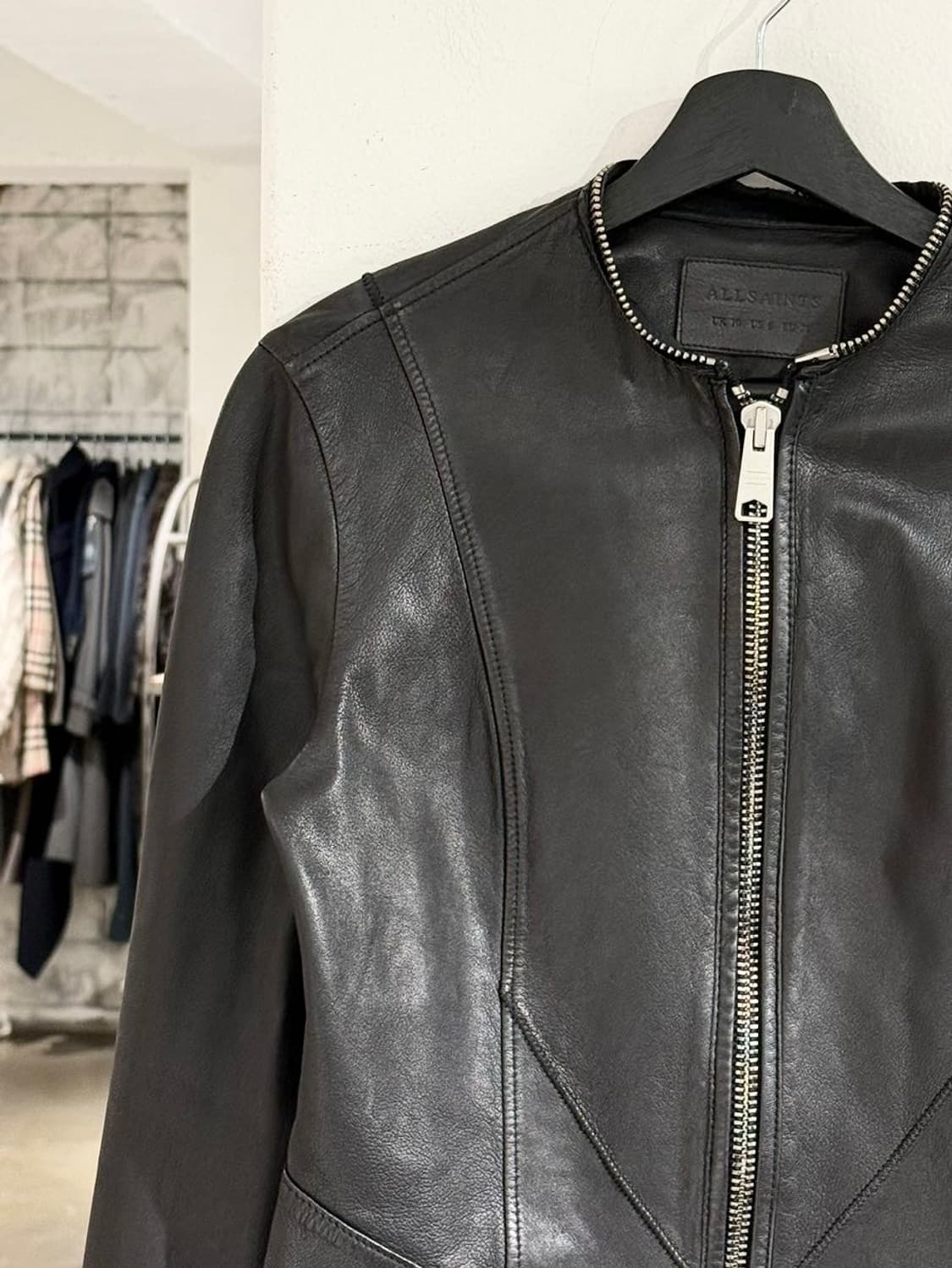 올세인츠 블랙 쉽스킨 레더 자켓 상품이미지2