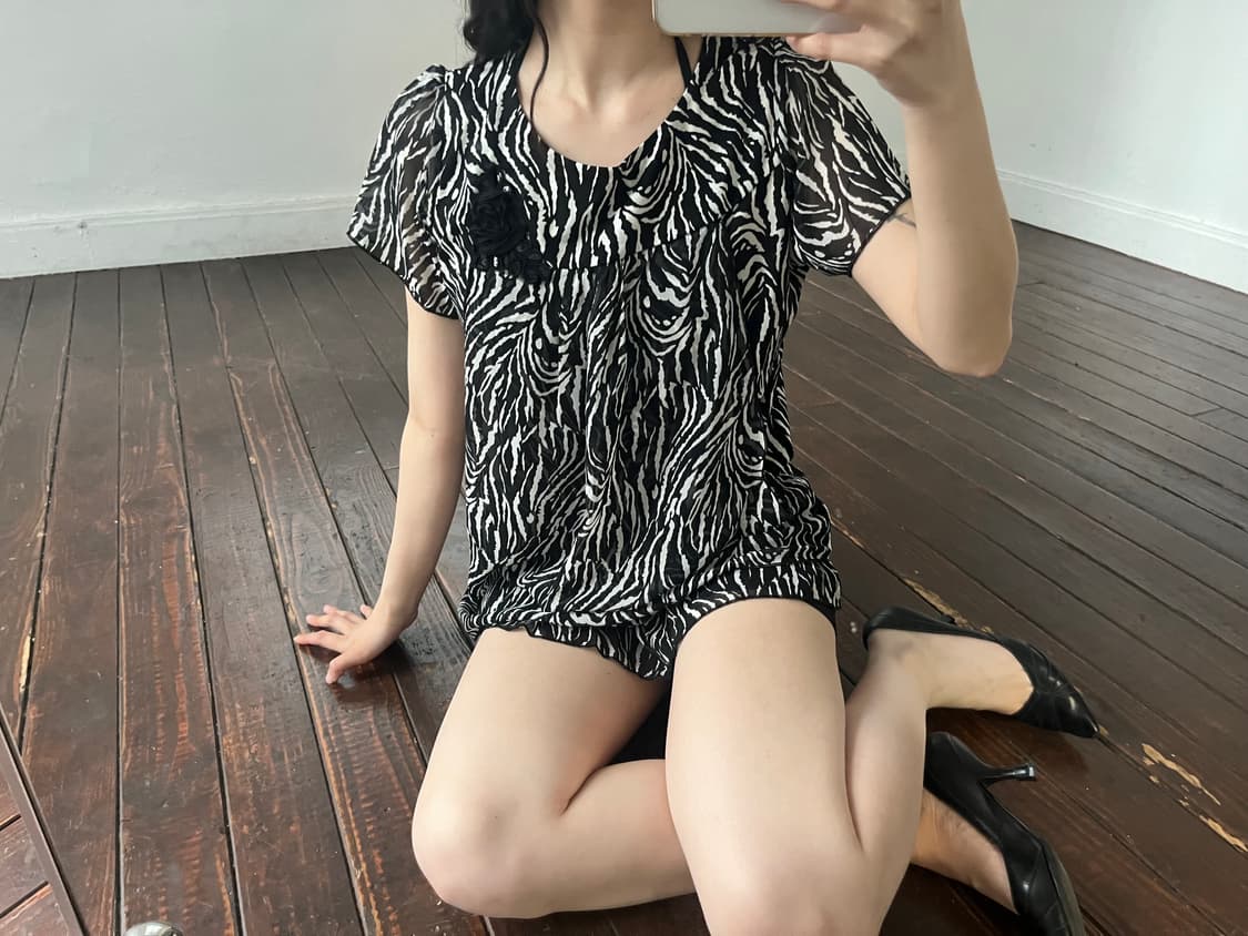 애니멀 블라우스 상품이미지1