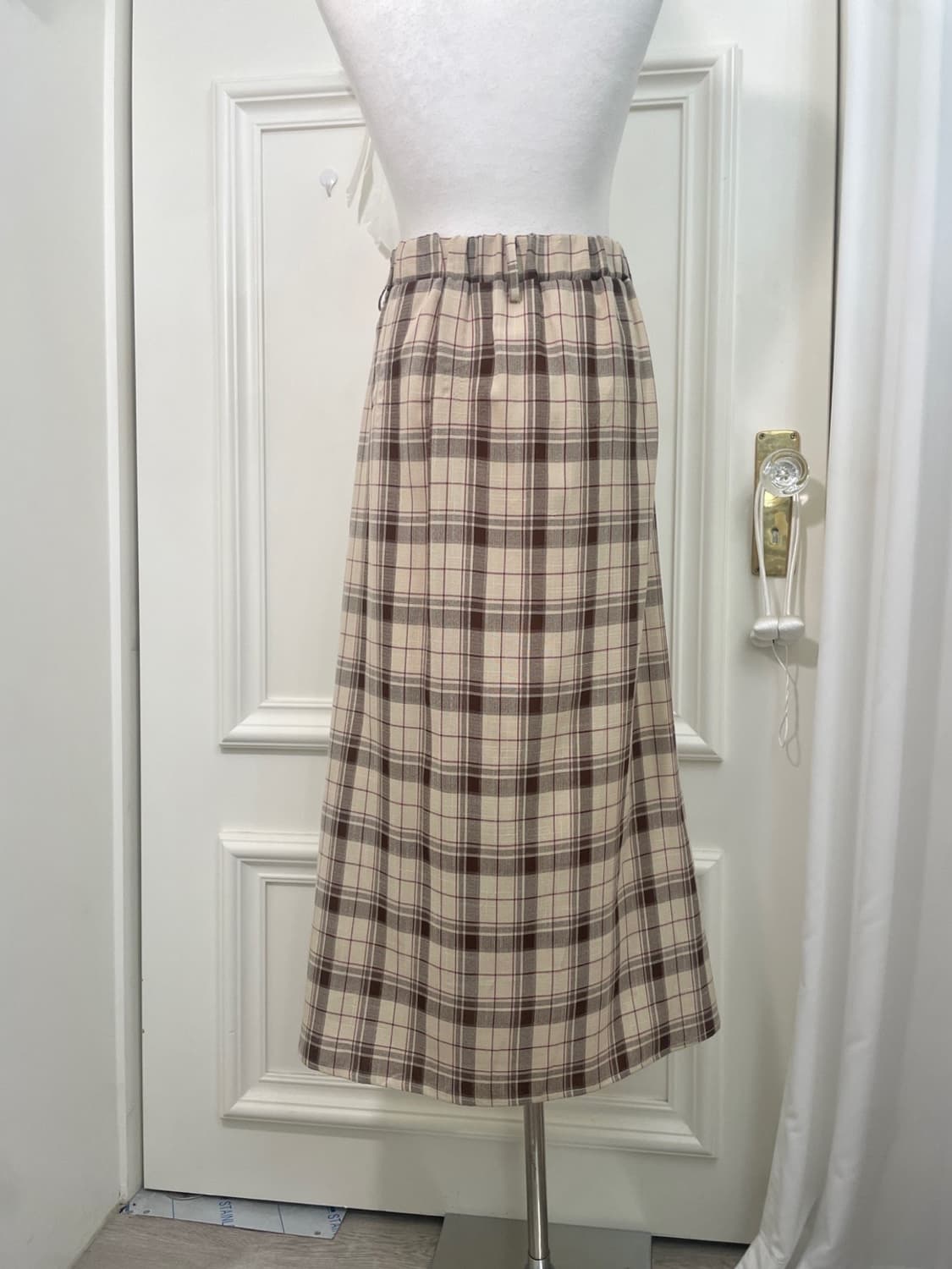 beige brown check button point long skir 상품이미지4