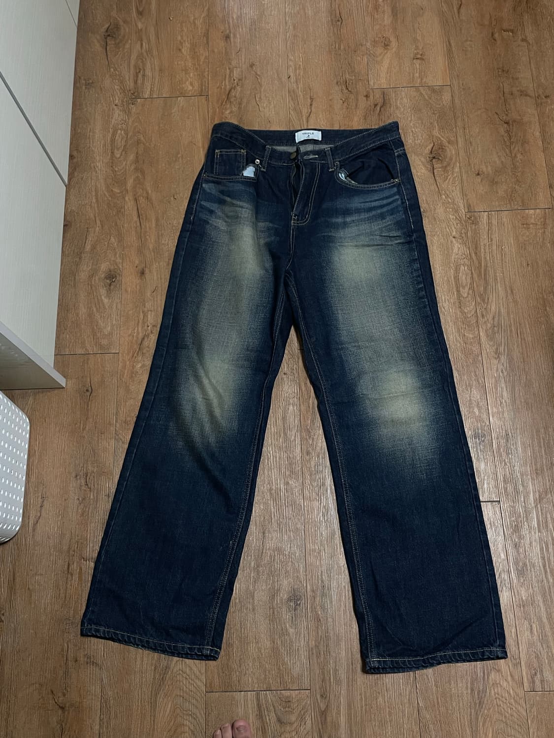 워싱이 들어간 바지 상품이미지1