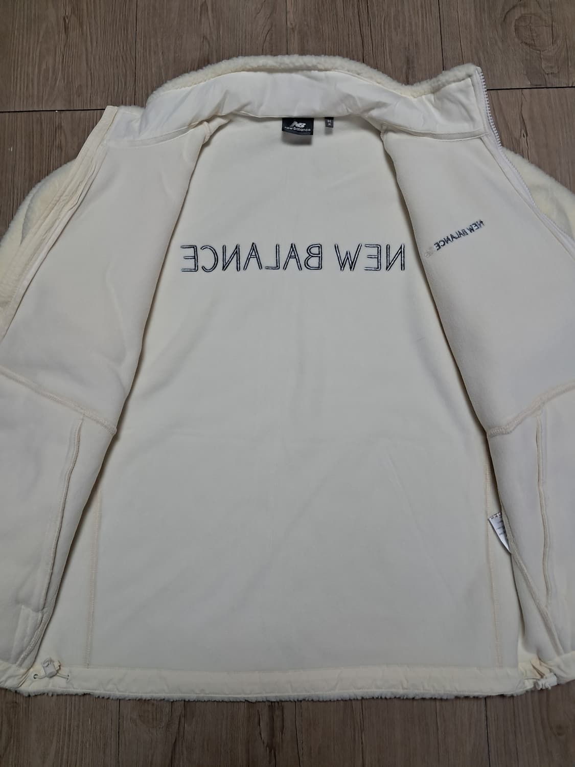 뉴발란스 뽀글이 집업 M 새상품  상품이미지7