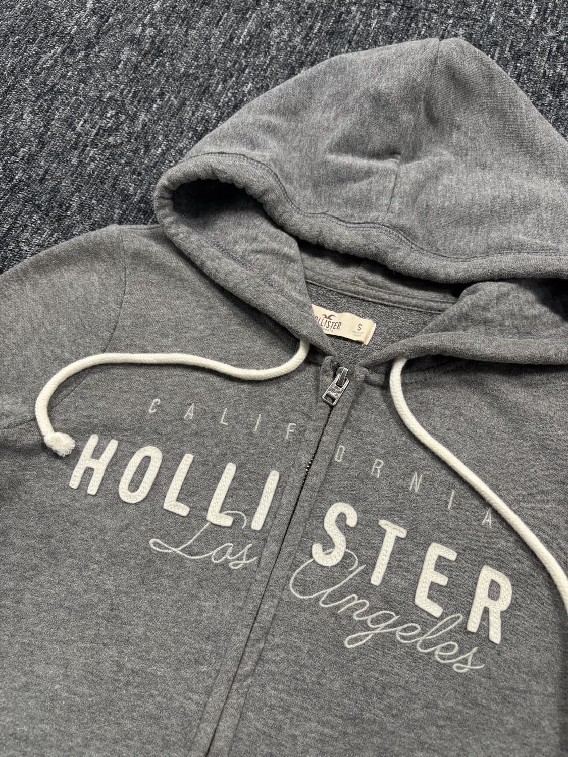 홀리스터 로고 그레이 후드집업 상품이미지4