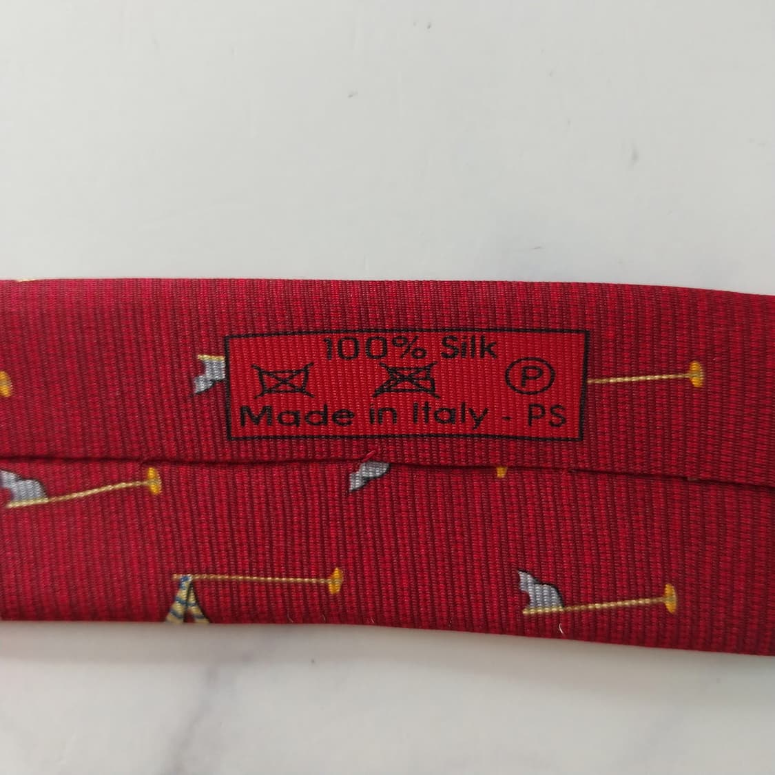 던힐 실크 레드와인 골프깃발 패턴 넥타이 9.6cm A+등급 K1811
 상품이미지10