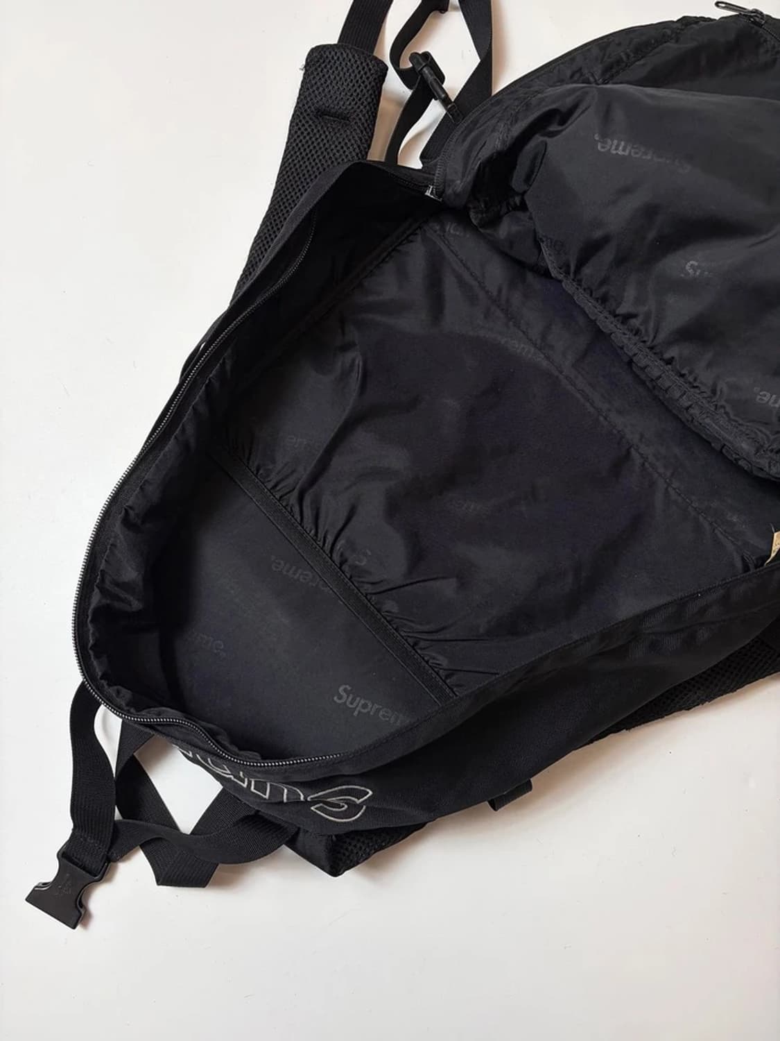 슈프림 Supreme 19FW 블랙 백팩 Q1515 상품이미지7