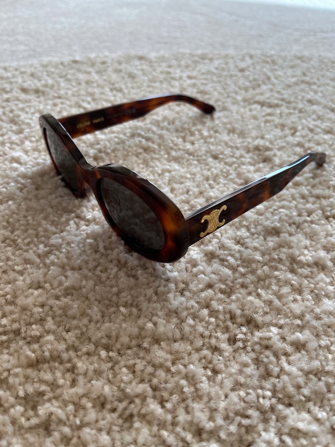 셀린느 Triomphe Oval Blonde Havana 상품이미지8