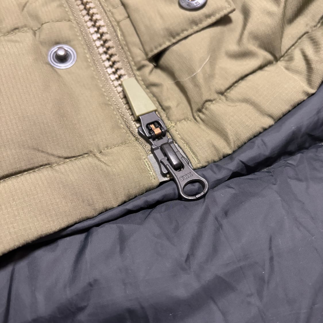 나이키 퓨추라 다운필 카키 투웨이 롱패딩 상품이미지3