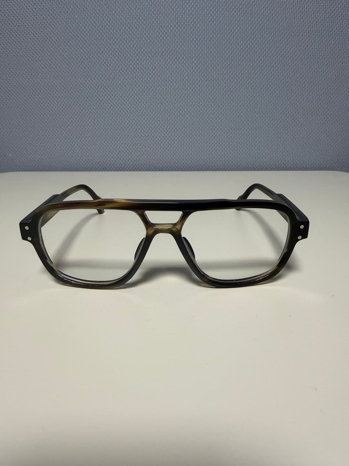 Cubitts Earsferry 에비에이터 안경 상품이미지1