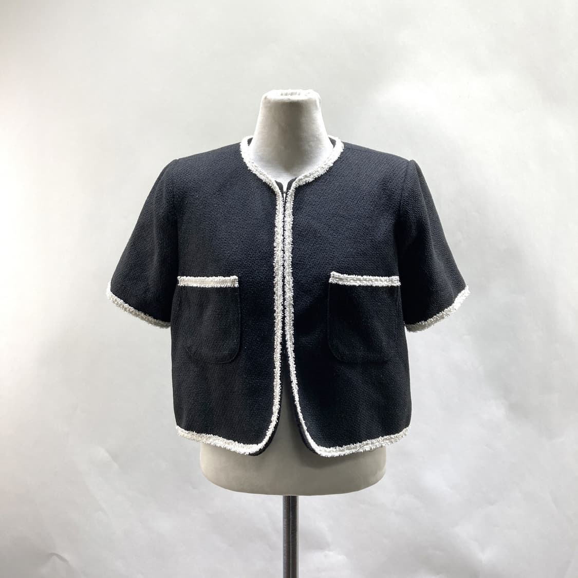 ando 여성크롭트위드반팔자켓 블랙 55 상품이미지1