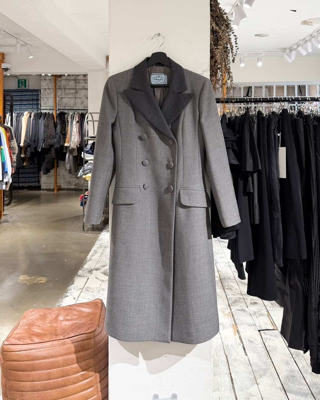 프라다 그레이 더블 브레스트 울 코트 상품이미지1