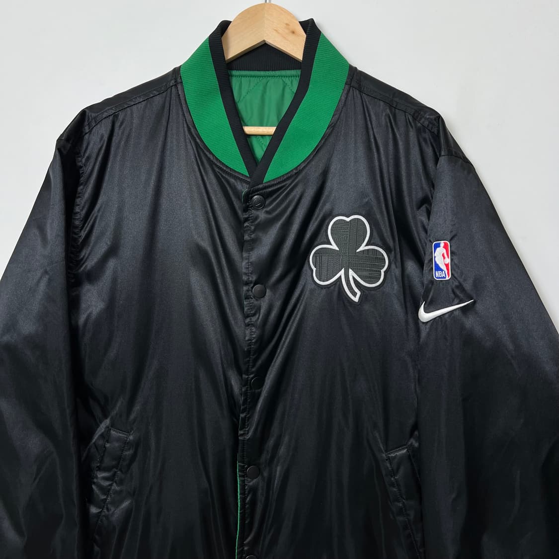 나이키 X NBA 셀틱스 리버시블 사틴 자켓 상품이미지5