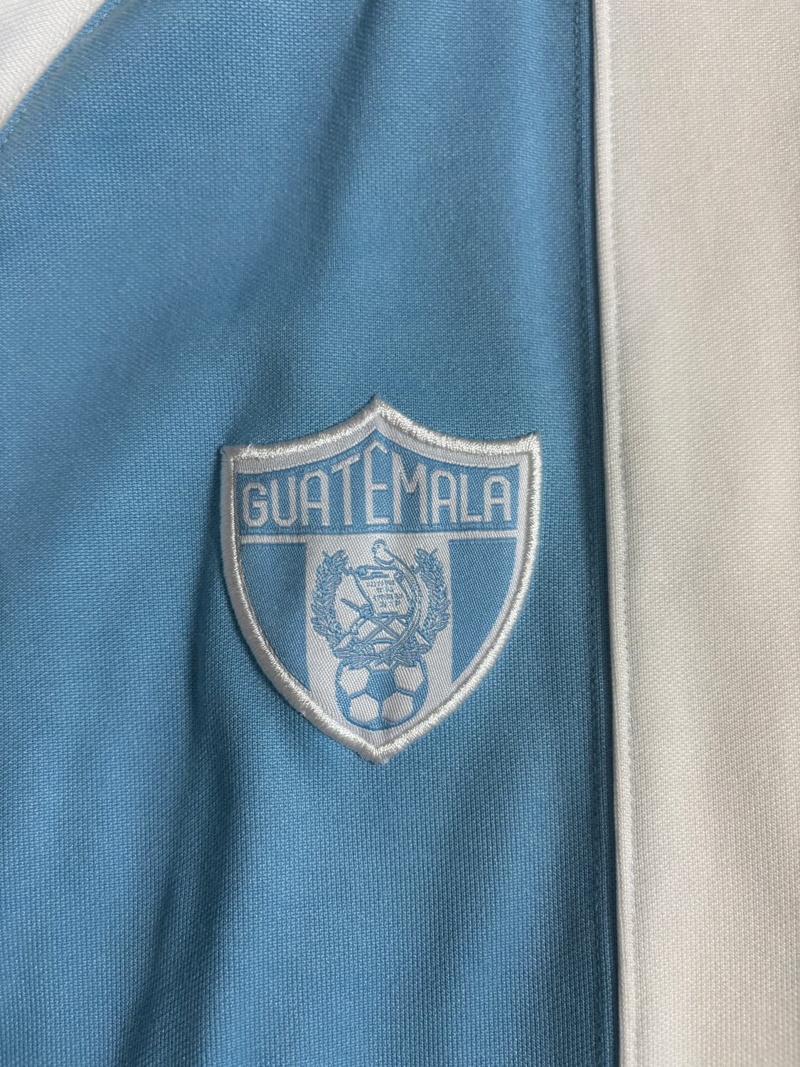 상태좋음) 아디다스 x 과테말라 00s트랙탑 져지 상품이미지3