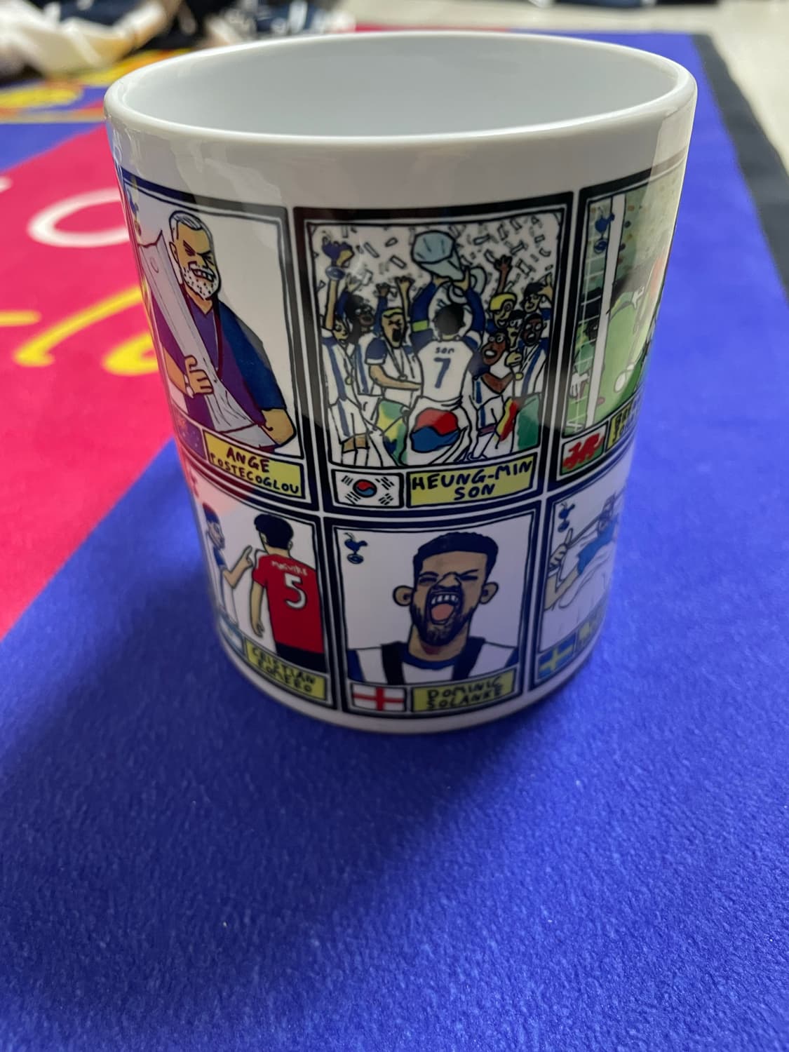 24-25 토트넘 유로파우승 머그컵 🏆 상품이미지5