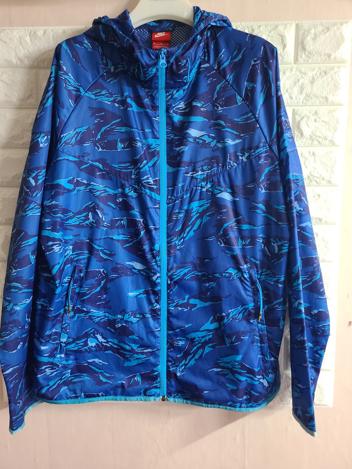 나이키 블루 카모 바람막이(xl) 상품이미지1
