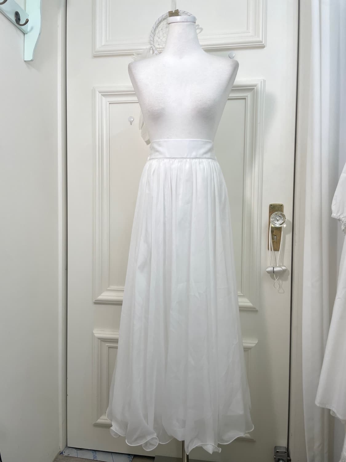 snow white shirring ruffle banding long 상품이미지1