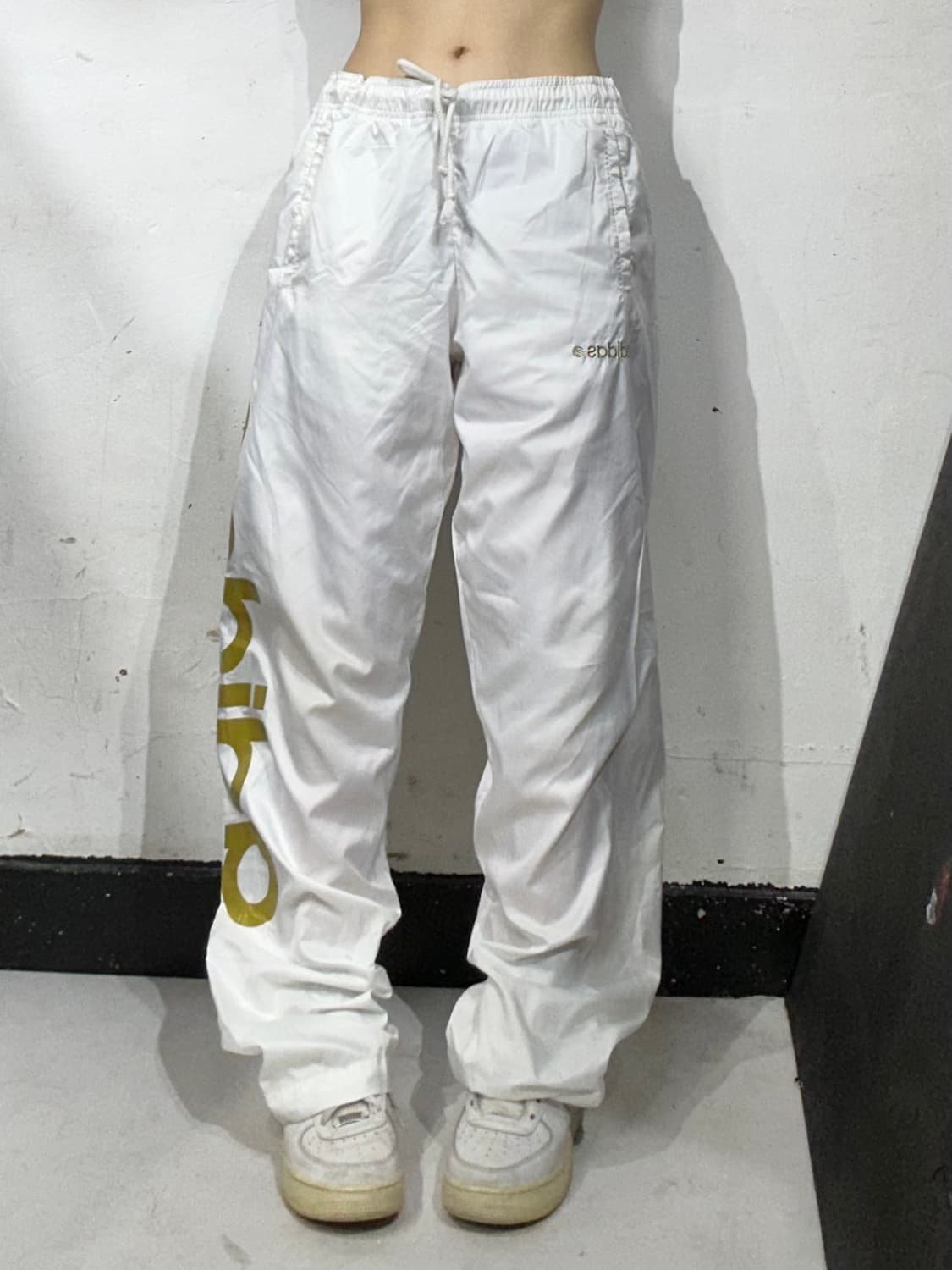 아디다스 화이트 골드 스펠아웃 와이드  트랙 팬츠 추리닝 바지 M 상품이미지2