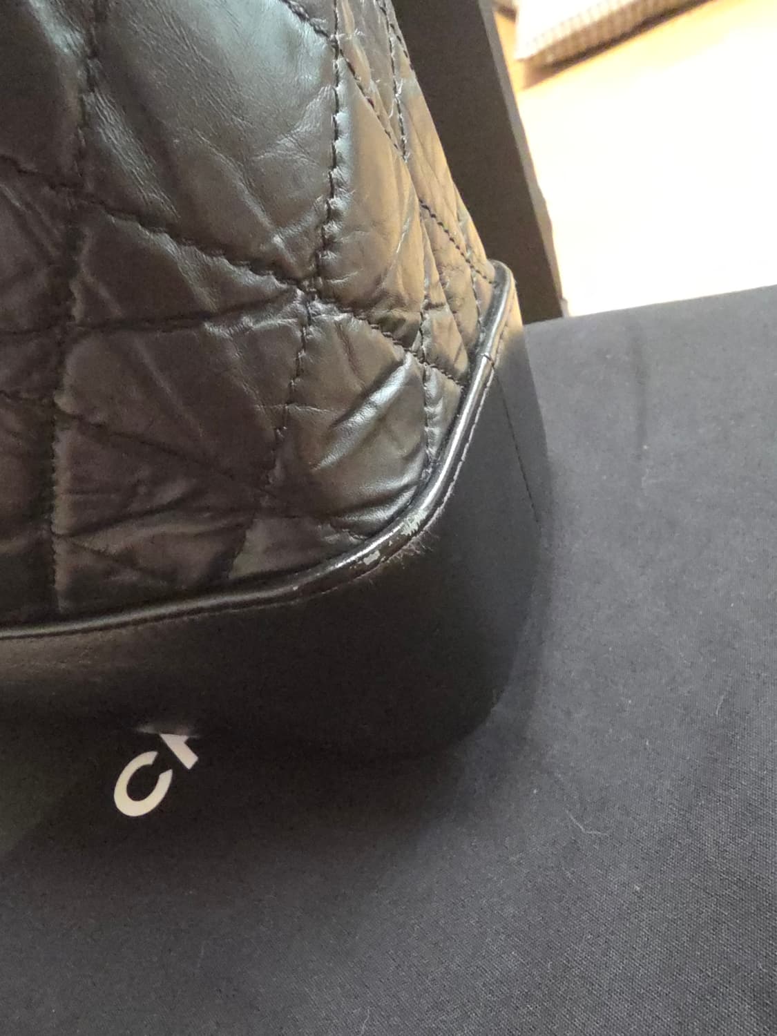 샤넬 가브리엘 백팩 미듐 블랙 상품이미지10