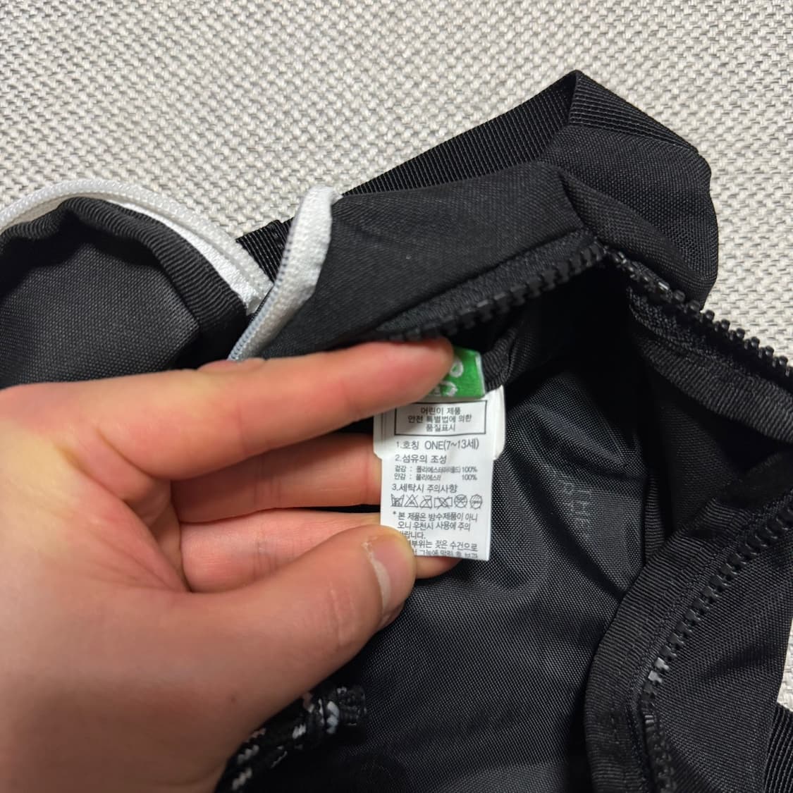 노스페이스 블랙 힙색 상품이미지3