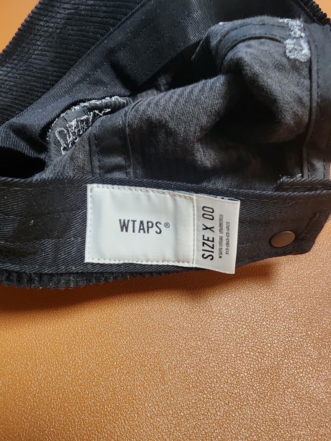 더블탭스 코듀로이 캡 블랙 상품이미지3