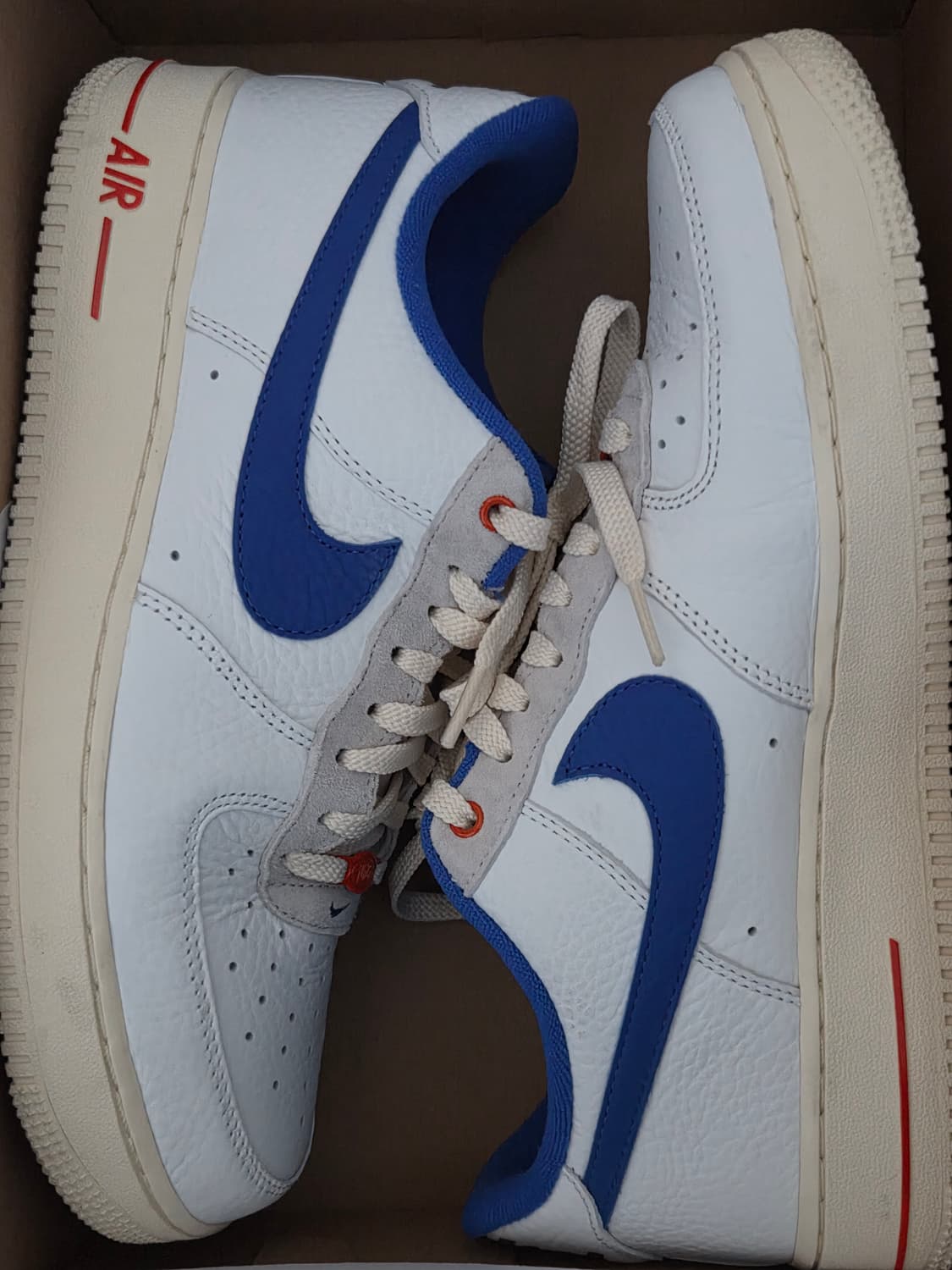 나이키 에어포스 1 '07 LX 유니버시티 블루 앤 서밋 화이트 상품이미지1