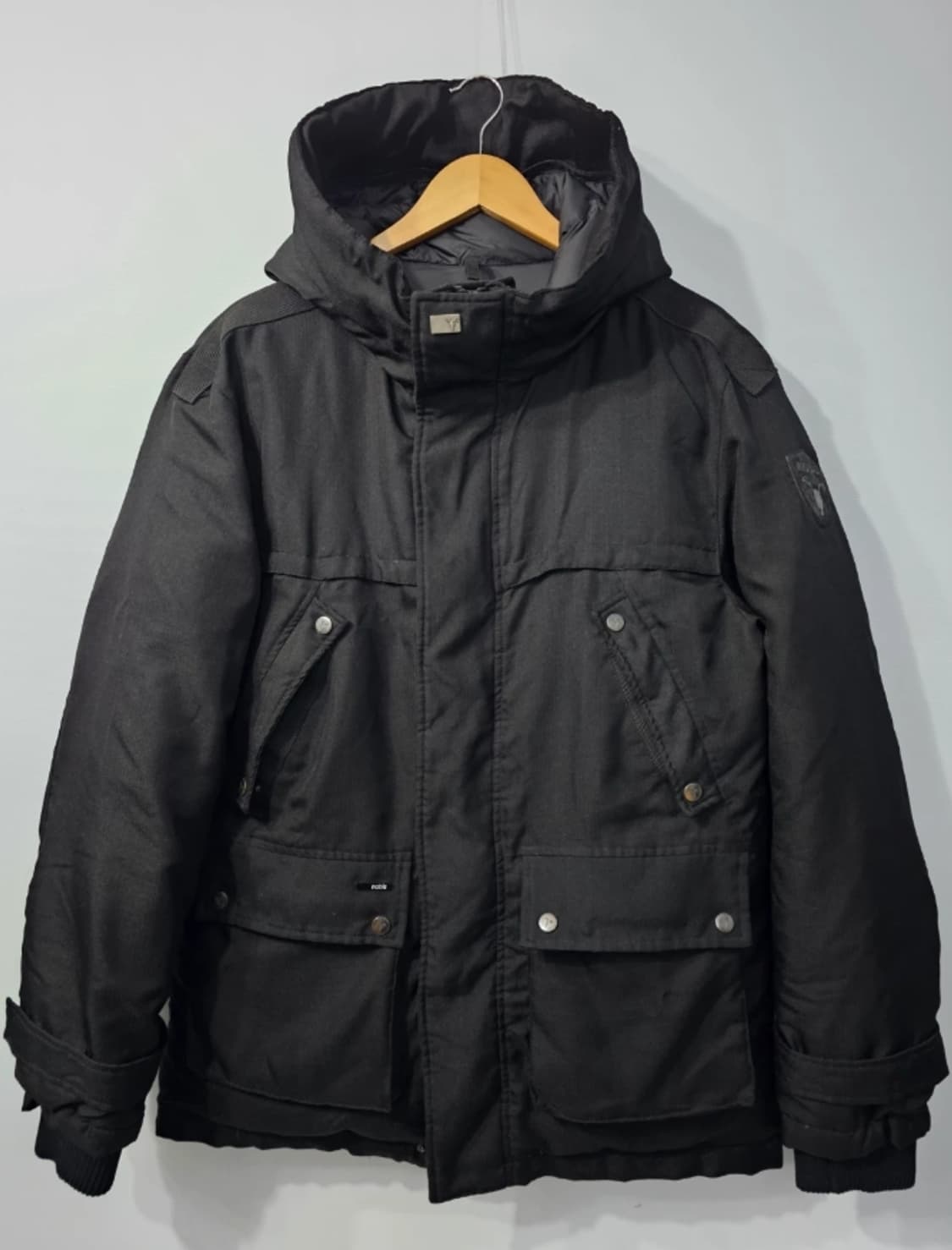 노비스 야테시 블랙 남성 패딩 95 상품이미지1