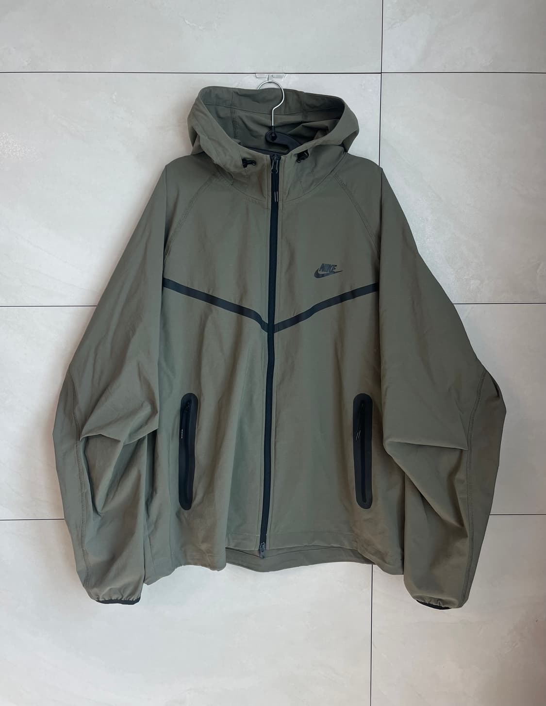 [2XL] 나이키 테크 윈드러너 우븐 바람막이 올리브 카키 상품이미지3