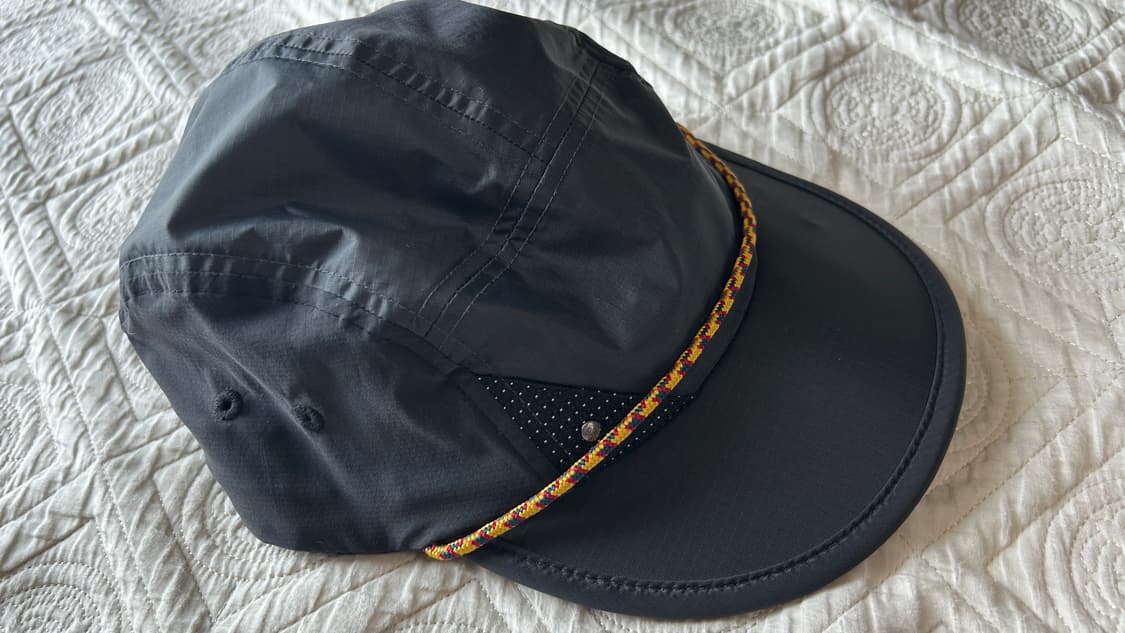 클라터뮤젠 루나파이브 패널 캡 레이븐 상품이미지1