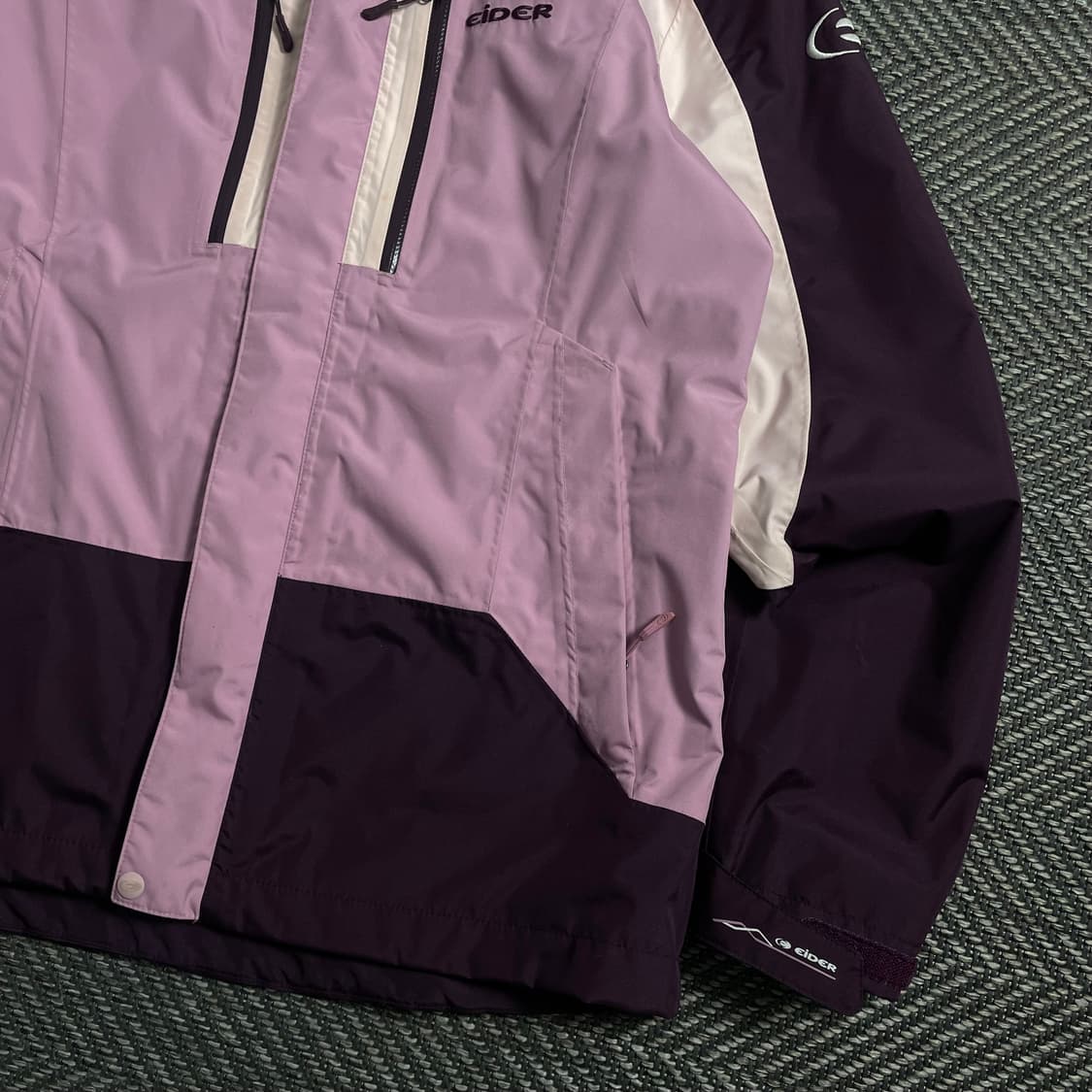 아이더 우먼스 디펜더 바람막이 마운틴 자켓y 4152 상품이미지3