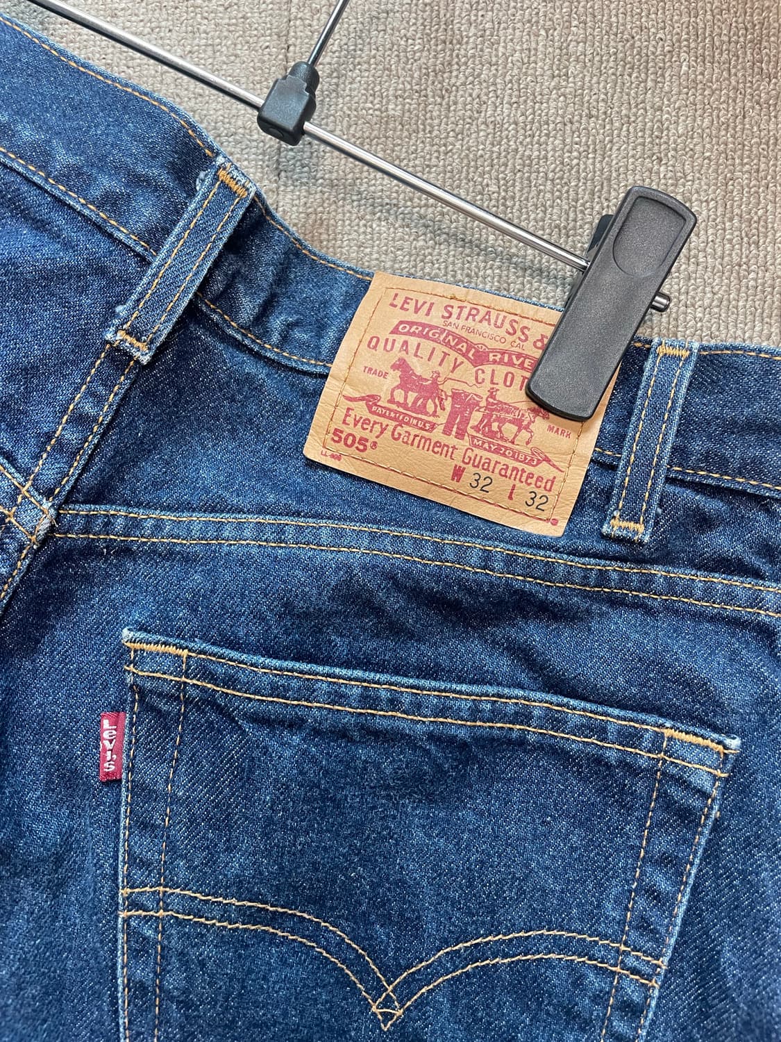 (32/32) 00s 리바이스505 레귤러핏 데님팬츠 상품이미지3