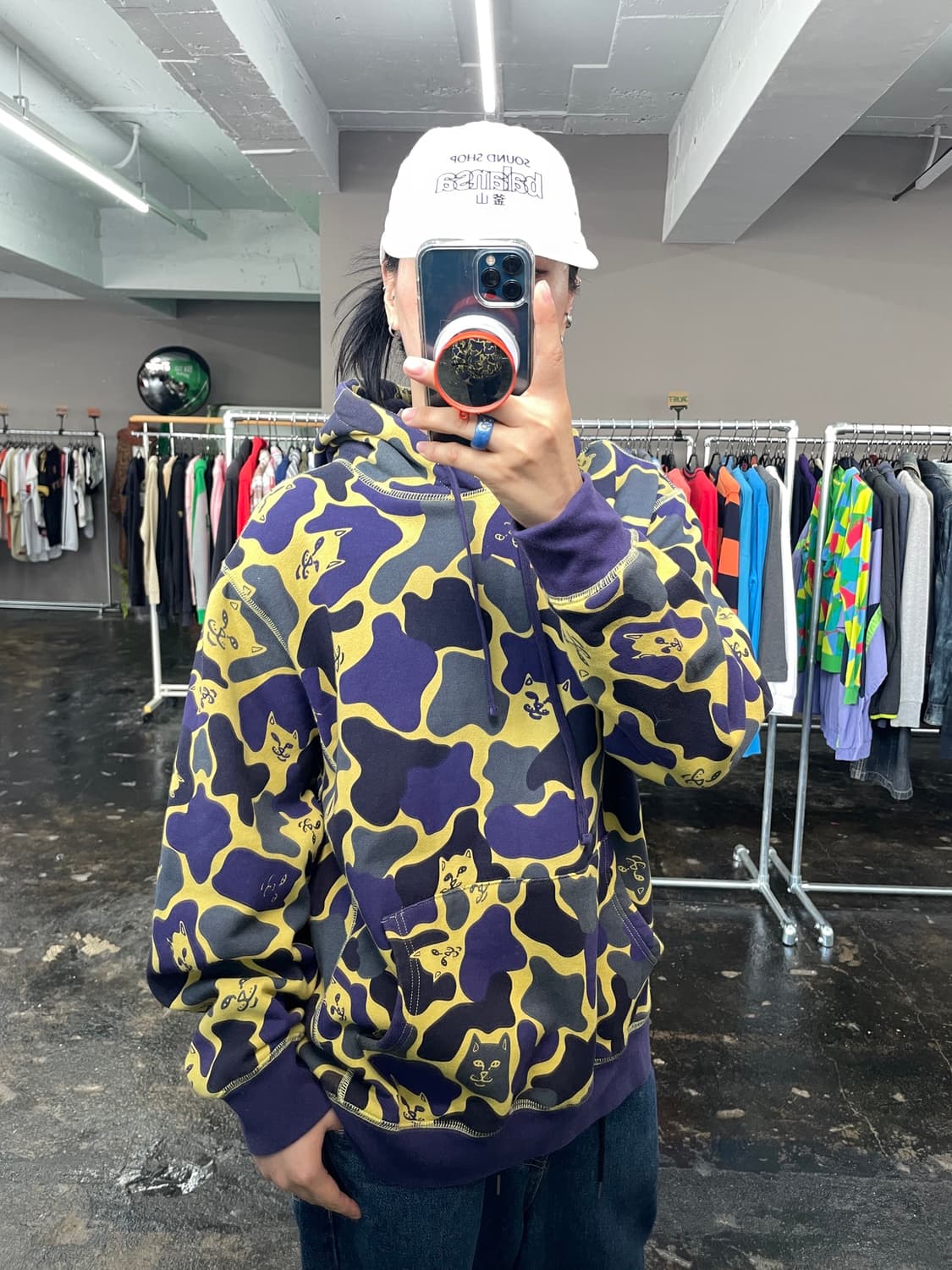 RIPNDIP 고양이 카모 패턴 후드 티셔츠 상품이미지1