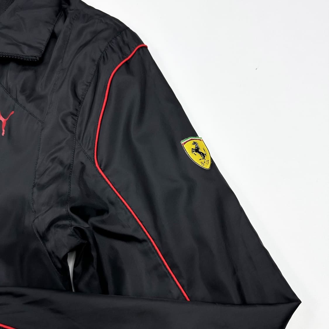 푸마 F1 페라리 블랙 바람막이 자켓 (XXL) 상품이미지4