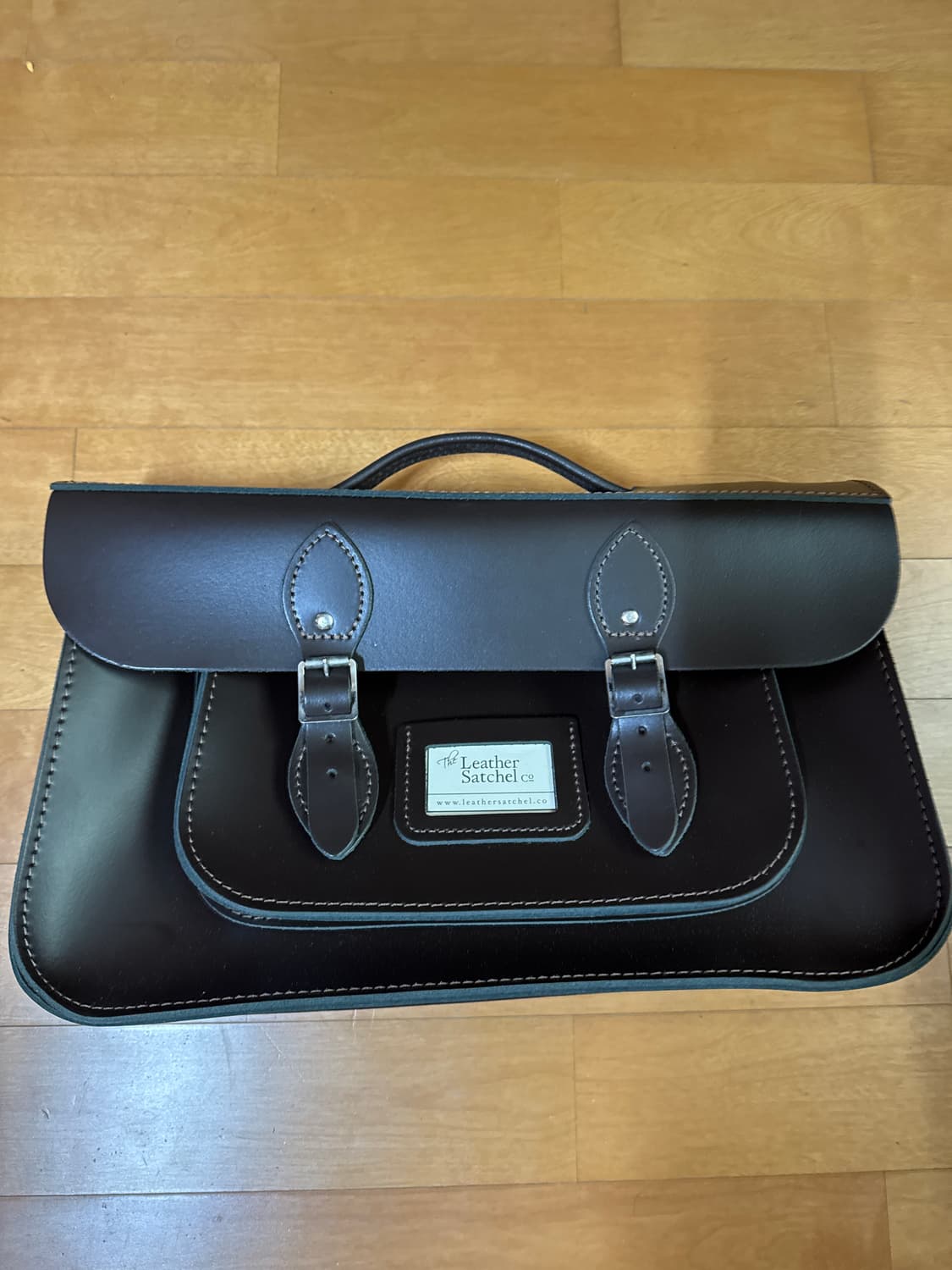 더레더 사첼백 다크 브라운 상품이미지1