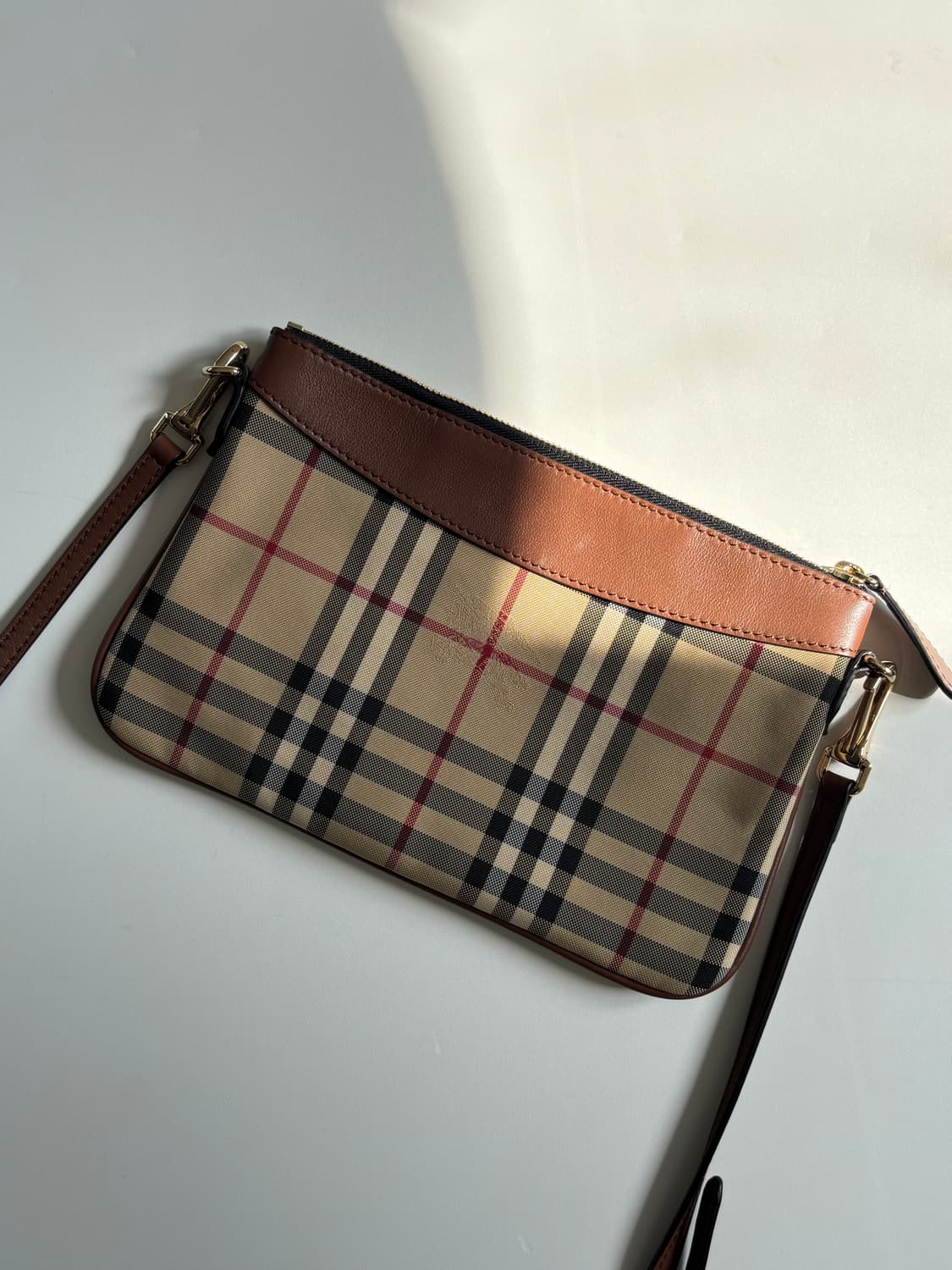Burberry 버버리 페이톤 체크 크로스백  상품이미지5