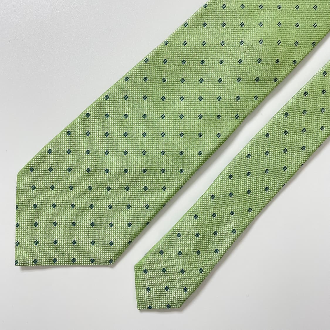 정품 명품 펜디 넥타이 상품이미지2