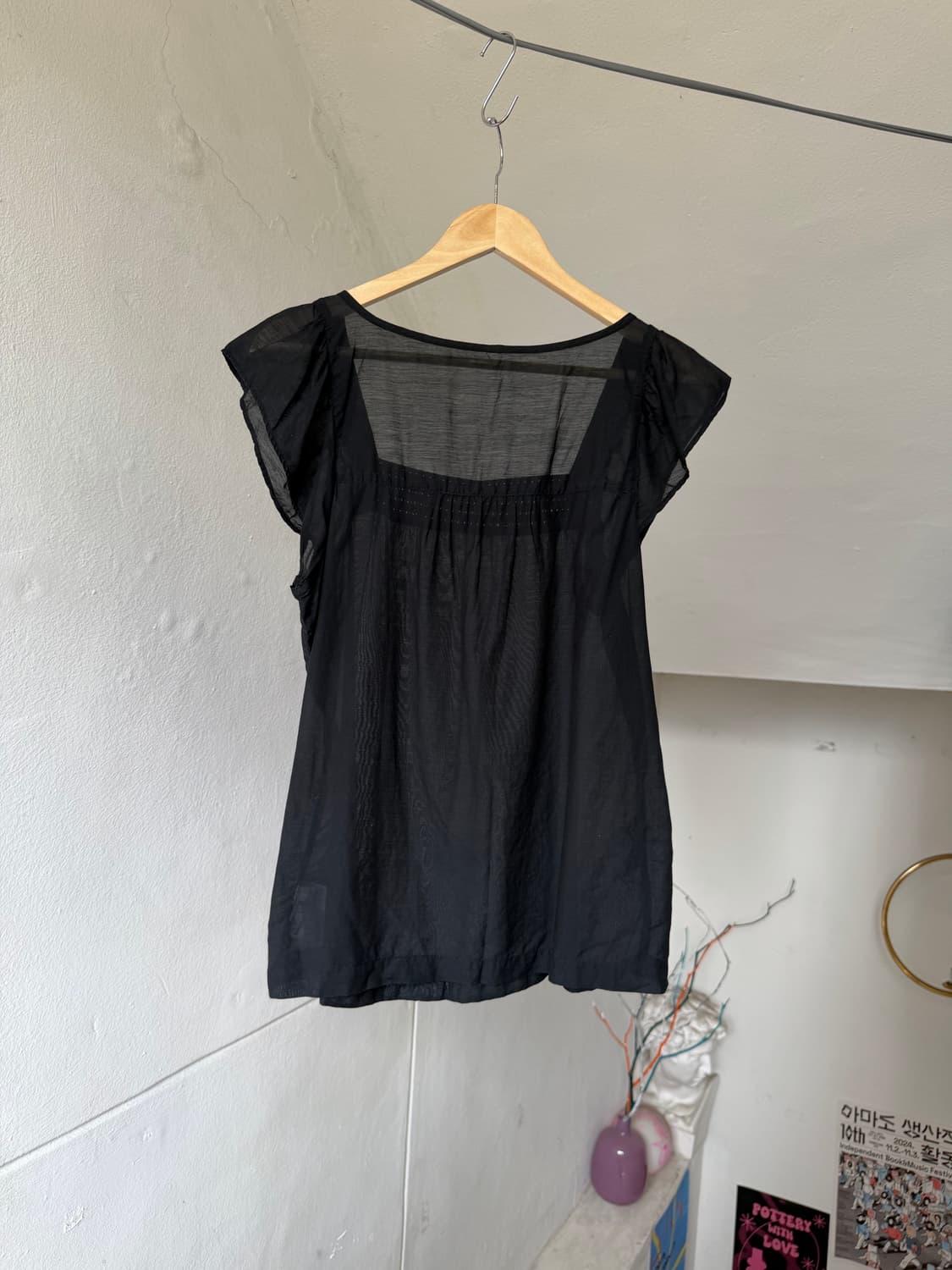 거즈코튼 프릴 시스루 스퀘어넥 블라우스 상품이미지5