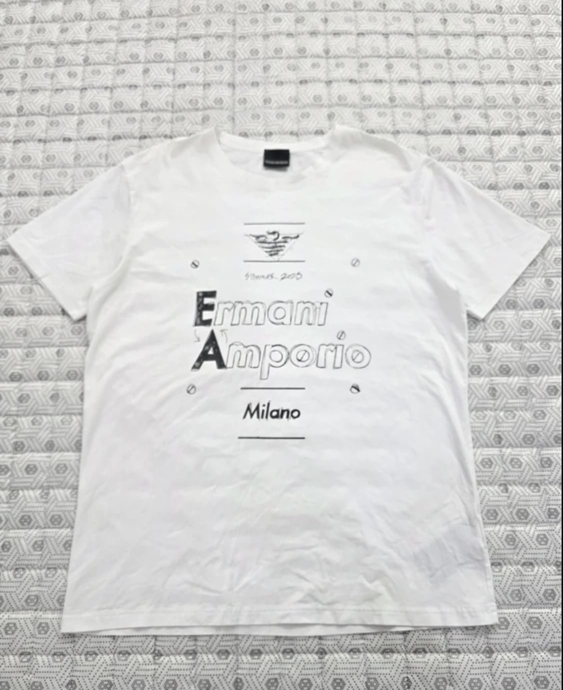 엠포리오 아르마니 반팔 티셔츠 M 상품이미지3