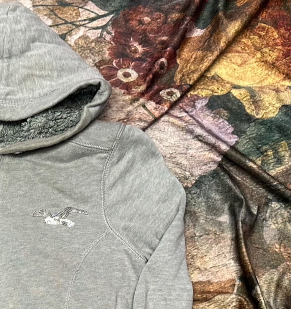 홀리스터 빈티지 글리터 그레이울프죠후드집업 S 상품이미지2