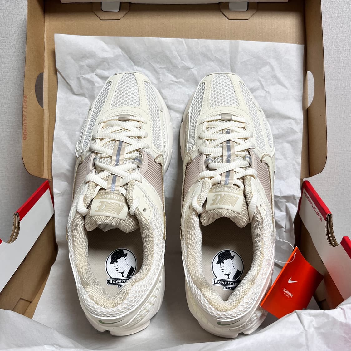 [새상품/235] 나이키 줌 보메로 5 페일 아이보리 샌드드리프트 상품이미지5